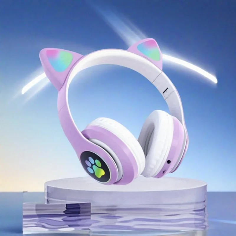 New Flash Light Cute Cat Ears  - Wired Earphone Lightning recension och pris